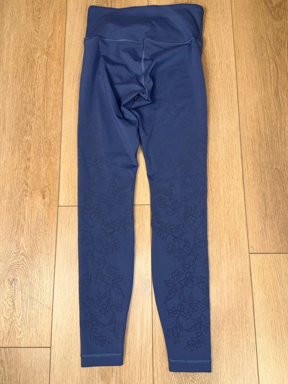 Lululemon Always On High-Rise 28” Leggings Size 6 *Flocked Everlux Code Blue